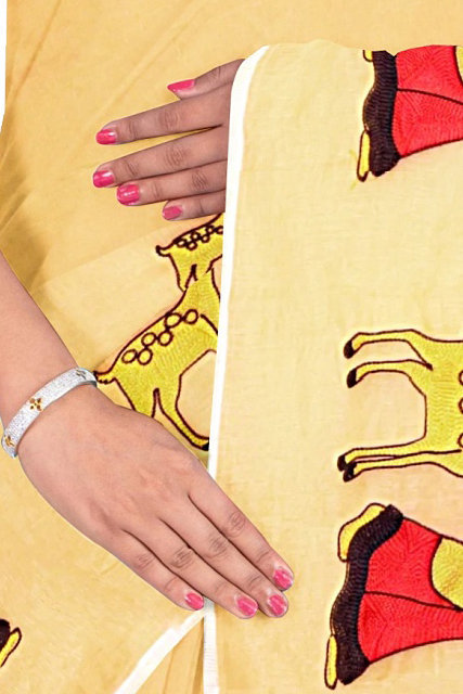 Cream Pure Cotton Urbasi Hand Hand Loom Saree (1118)